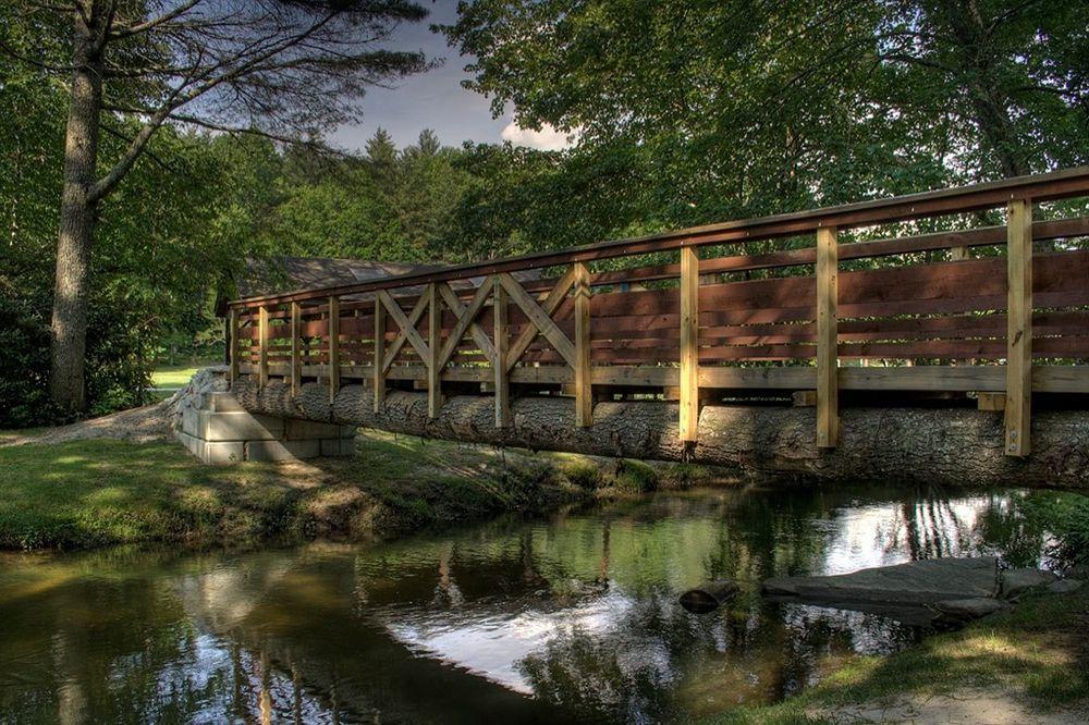 Foxhunt At Sapphire Valley Exterior photo